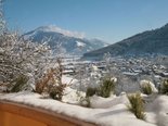 Traumhafter Blick vom Balkon auf das Dorf Kaprun
